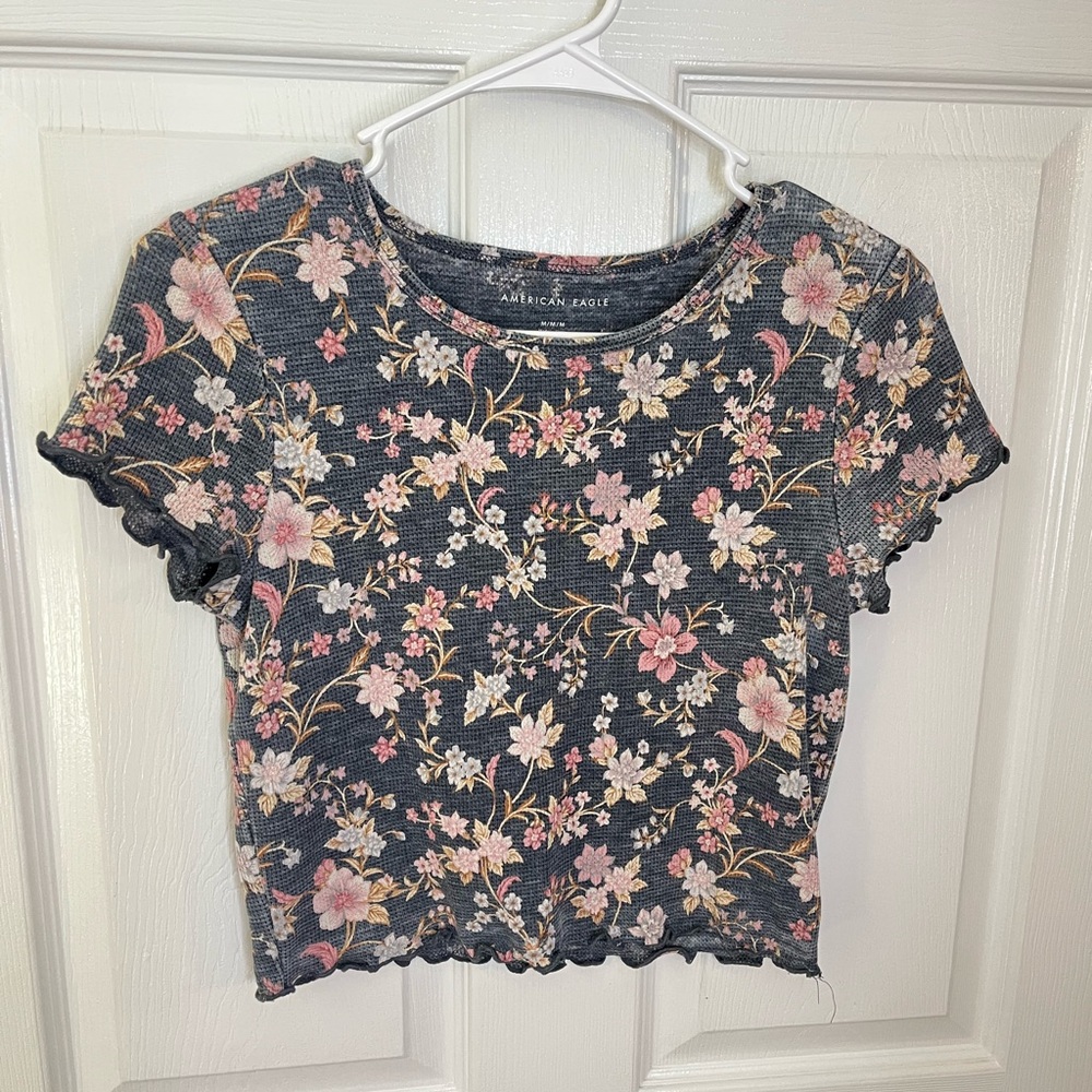 American Eagle crop top